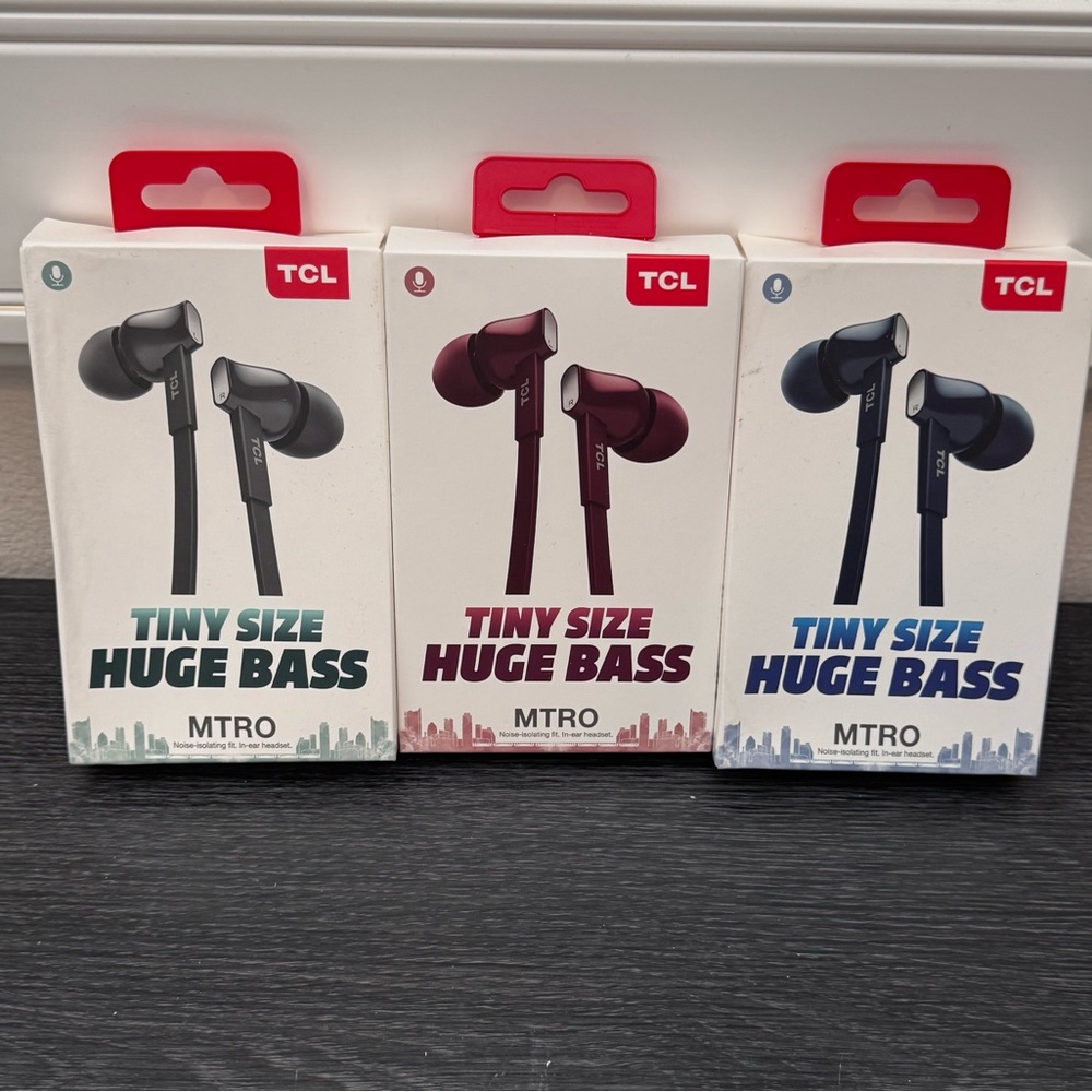 NEW TCL Noise Isolating Fit Tiny Size HUGE BASS Corded Headphones Headset